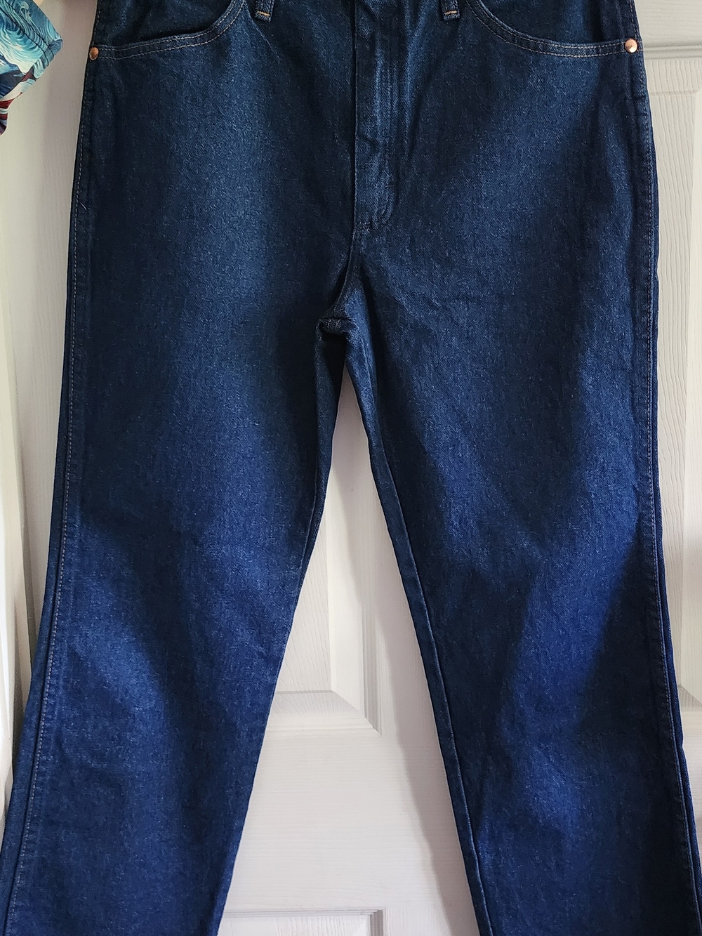 Wrangler Men's Dark Blue Relaxed Fit Jeans